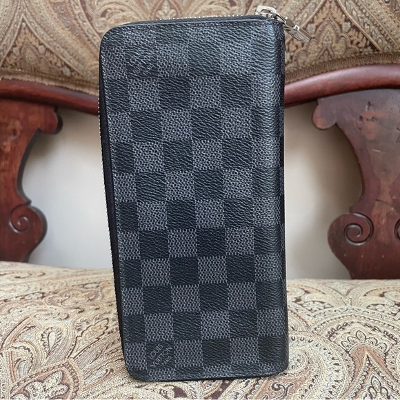 Louis Vuitton 2020 Authentic Vertical Damier Check Zippy Wallet Graphite W/ COA - Picture 2 of 15